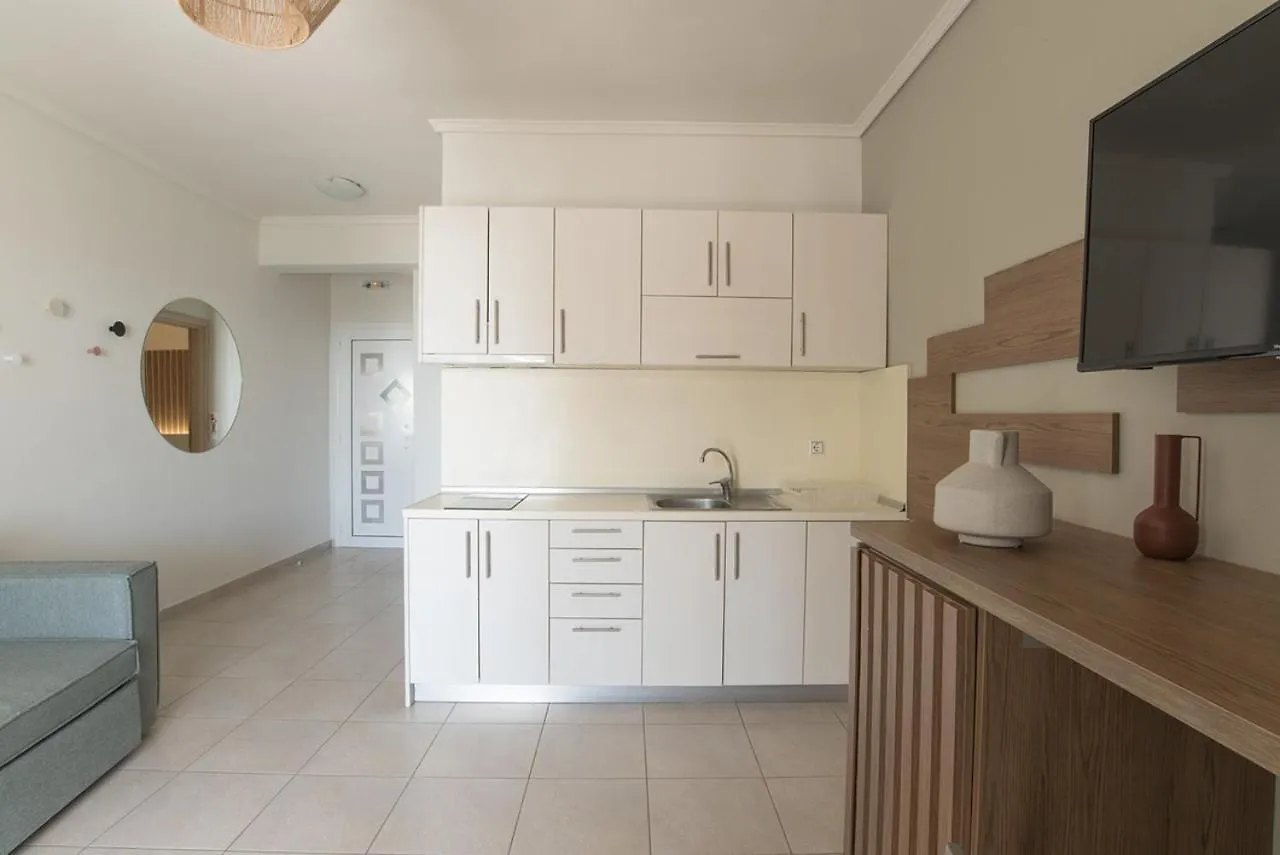 Vertigo Seaside Apartments Nikiti